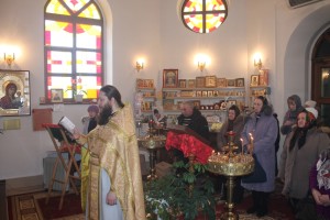 г.Мариинск Богослужение в храме-часовне Анастасии Узорешительницы